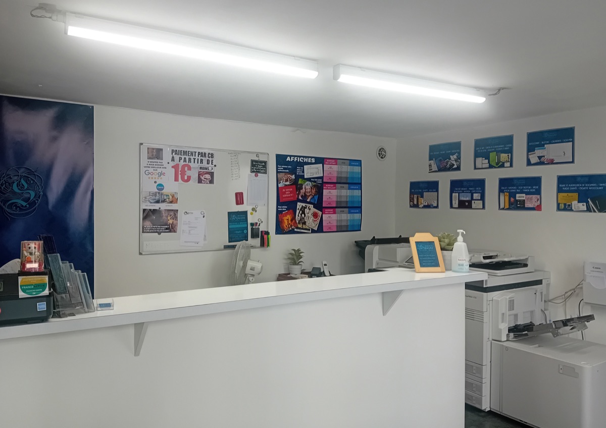 Salle grand format — traceur Canon imagePROGRAF